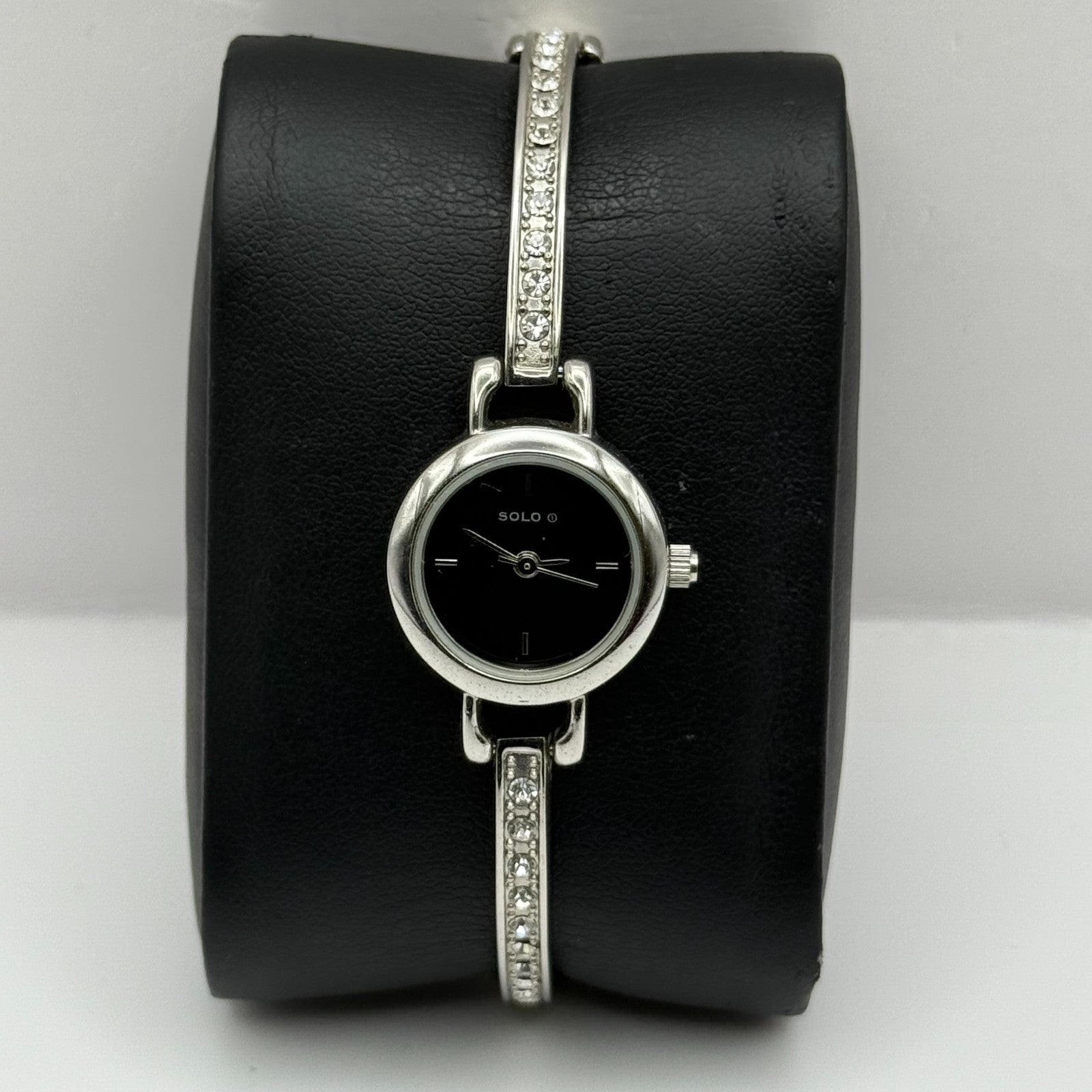 Solo Ladies Quartz Watch Black Dial Rhinestone Accents Bracelet Working 19mm