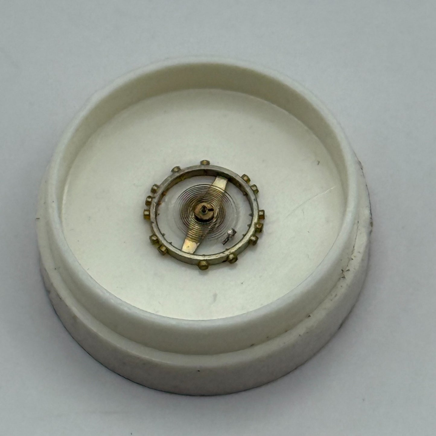 FEF 430 6600 Balance Wheel Complete And Spring 943 M Watch Movement Parts NOS