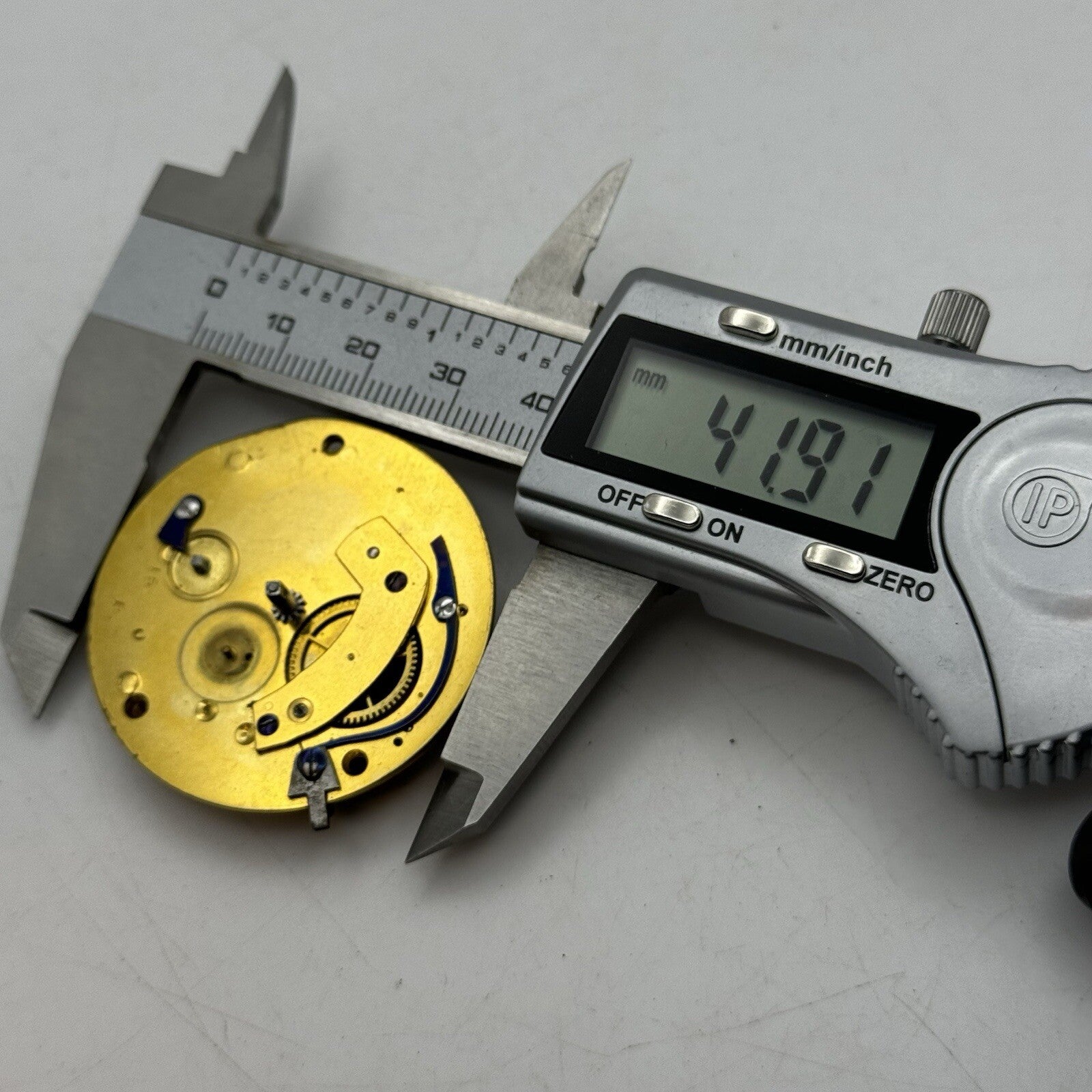41.9mm Hanton Amptill Bedfordshire Fusee No Chain Watch Movement FOR PARTS