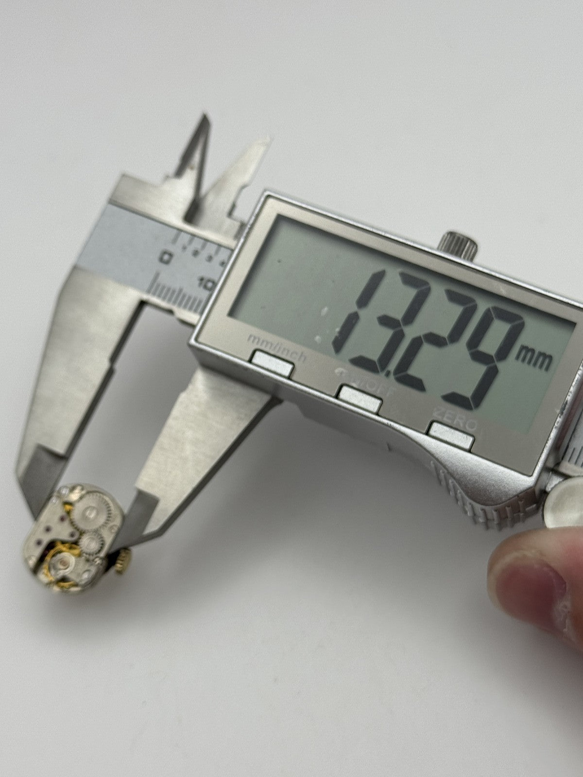 13.2mm Vintage Sekonda Slava 1601 Manual Wind Swiss Watch Movement PARTS REPAIR