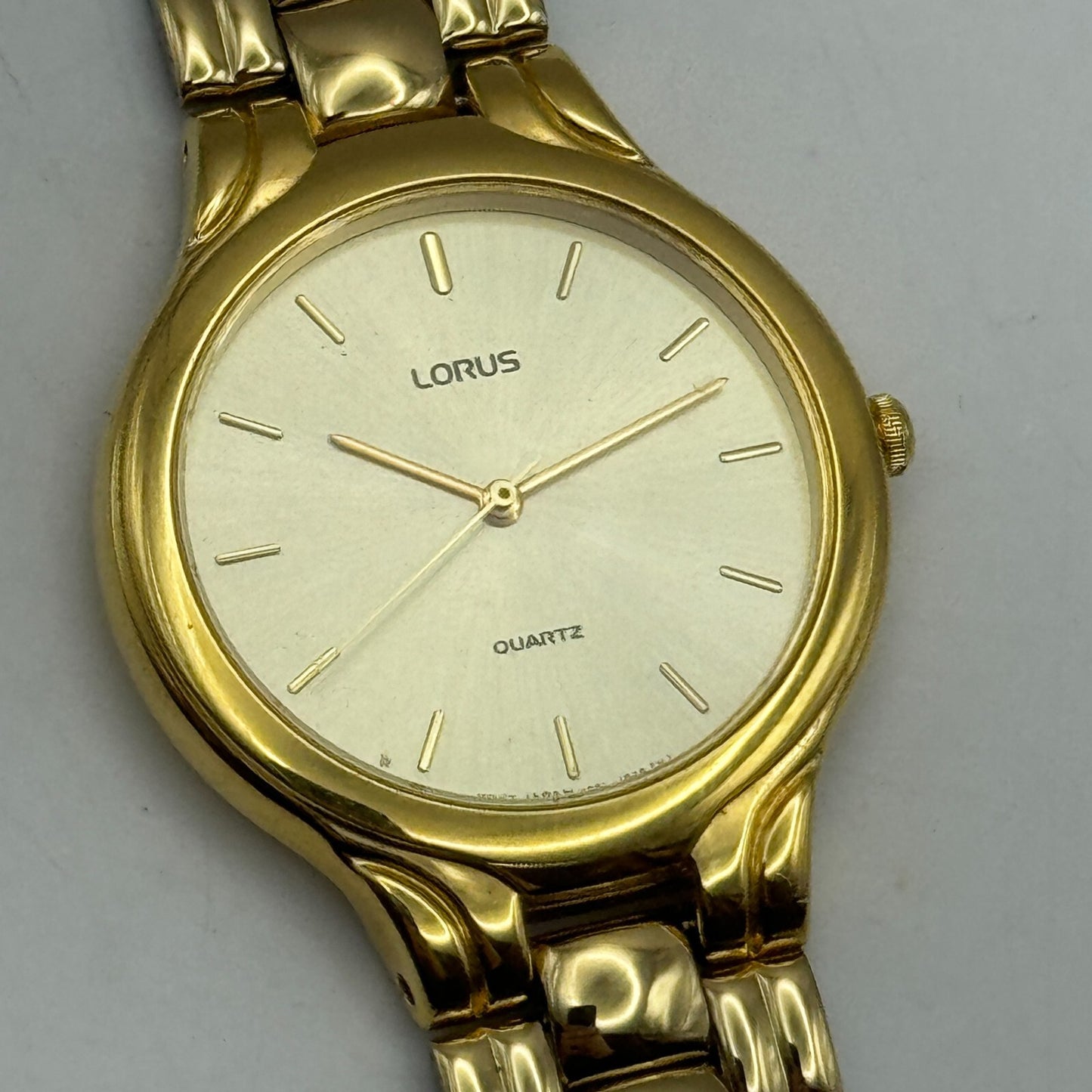 32mm Working Lorus V501-6J10 Quartz Watch Gold Tone New Battery 7.5 Inches