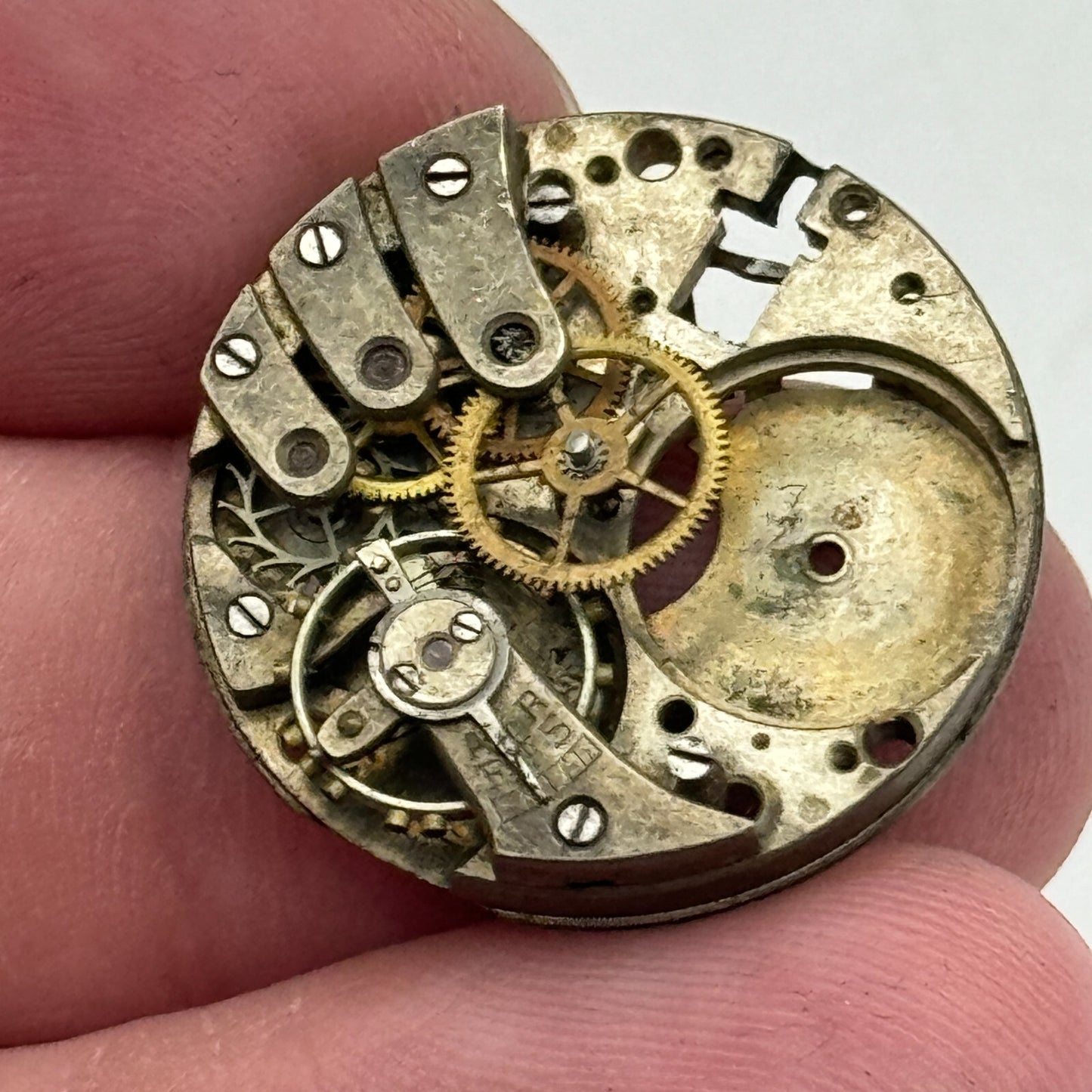 23.6mm Buren 10 1/2N Manual Wind Partial Watch Movement Swiss Vintage PARTS