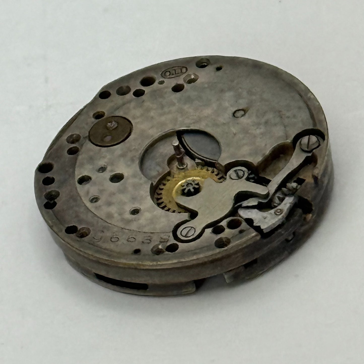 23.5mm Vintage ITO Watch Co 15 Jewels Manual Wind Watch Movement PARTS REPAIR