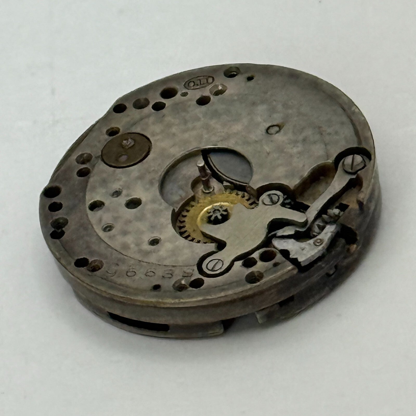 23.5mm Vintage ITO Watch Co 15 Jewels Manual Wind Watch Movement PARTS REPAIR