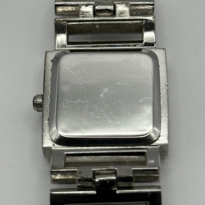 Elegant Ladies Quartz Watch Crystal Accents Silver Tone Bracelet Working 24mm