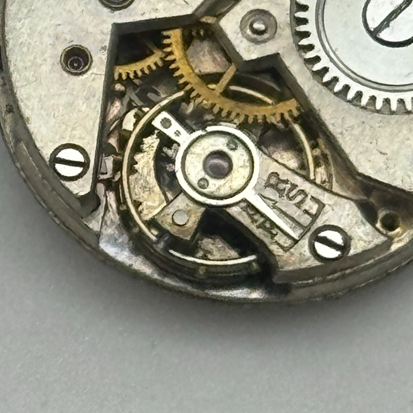 19.7mm FHF 61 Balance Ok Manual Wind Watch Movement Swiss Vintage PARTS SPARES