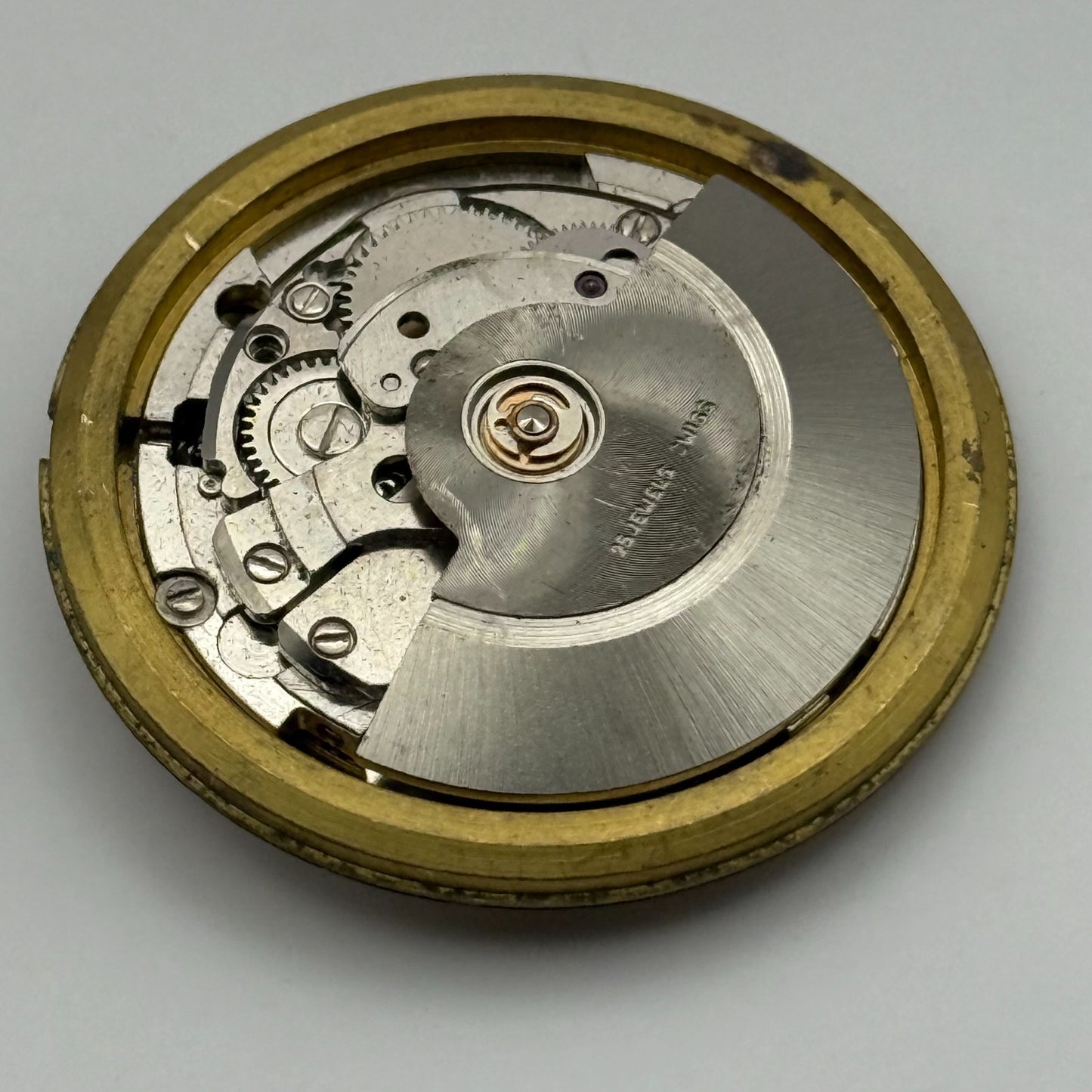 FHF 909 Automatic Watch Movement Garrard Date 25 Jewels Vintage Parts 31.8mm