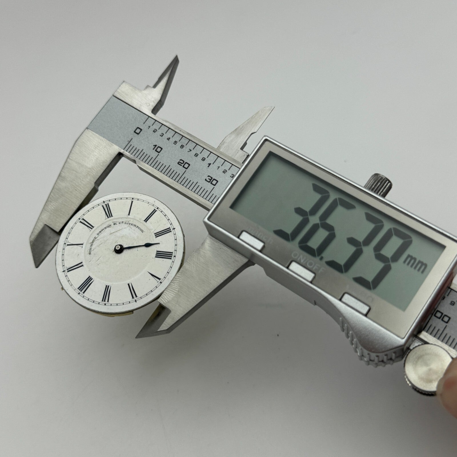 36.3mm Antique Stewart Dawson Co Liverpool Key Wound Pocket Watch Movement PARTS