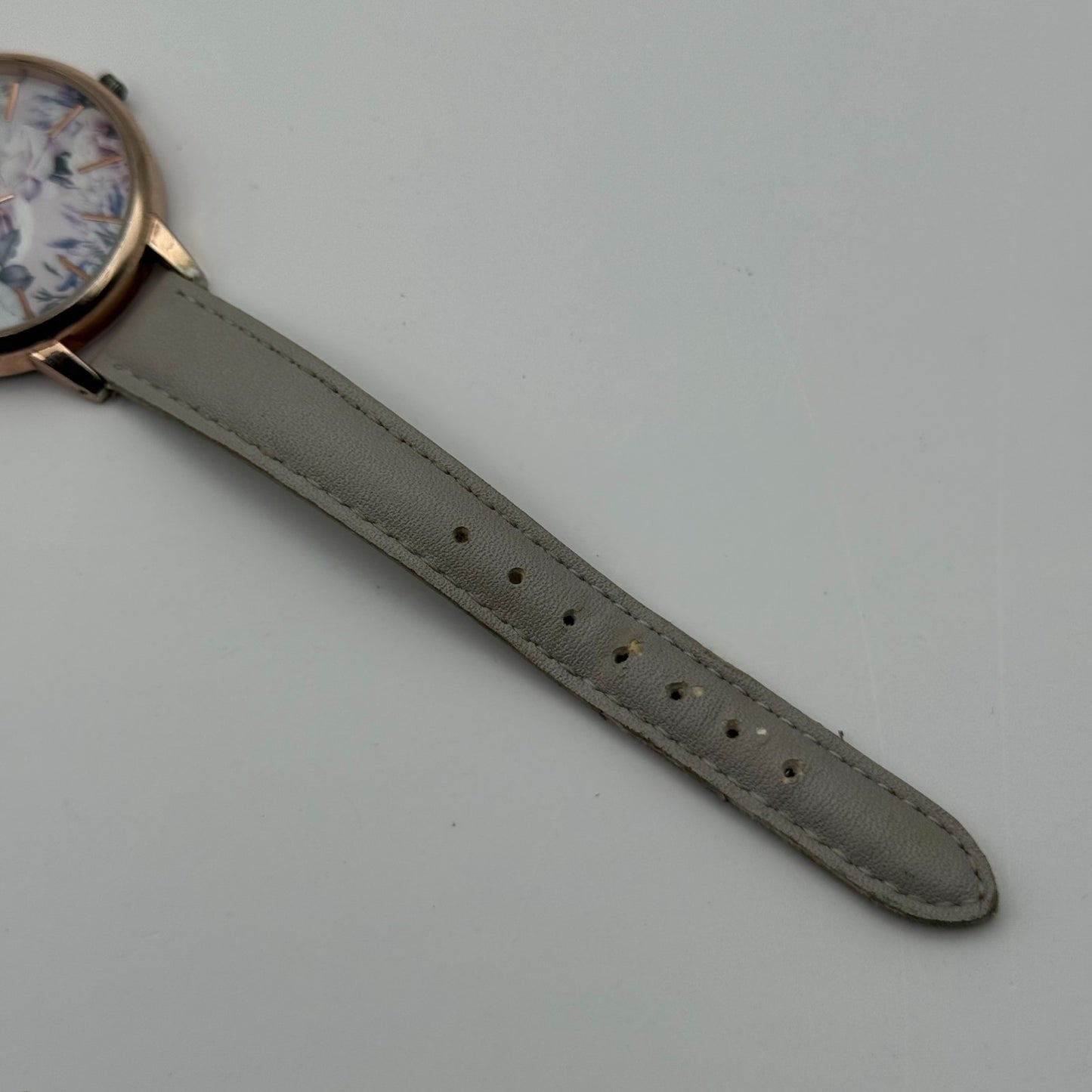 Mantaray Ladies Quartz Watch Floral Design Dial Grey Strap Japan Working 38mm