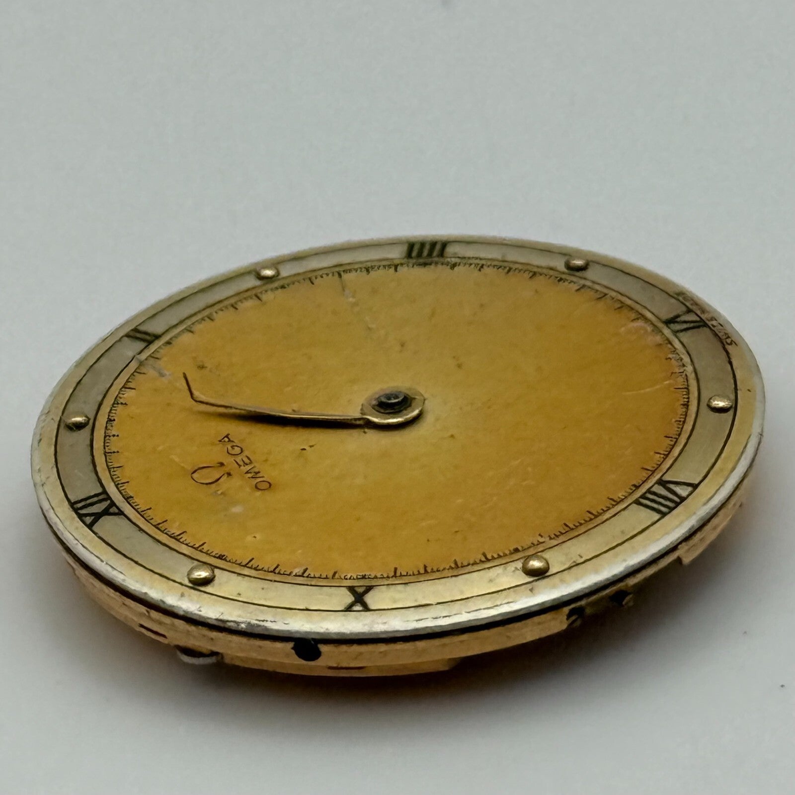 28.6mm 1940s Vintage Omega 28SC Swiss Manual Wind Watch Movement PARTS REPAIR