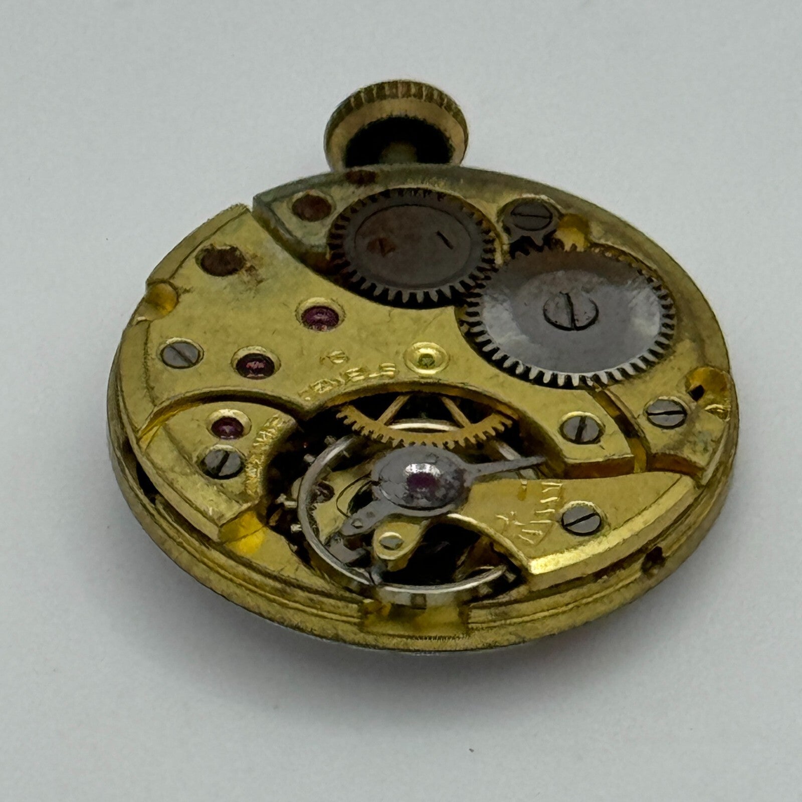 19.7mm Thomas Russell & Son Revue Manual Wind Watch Movement Swiss Vintage PARTS