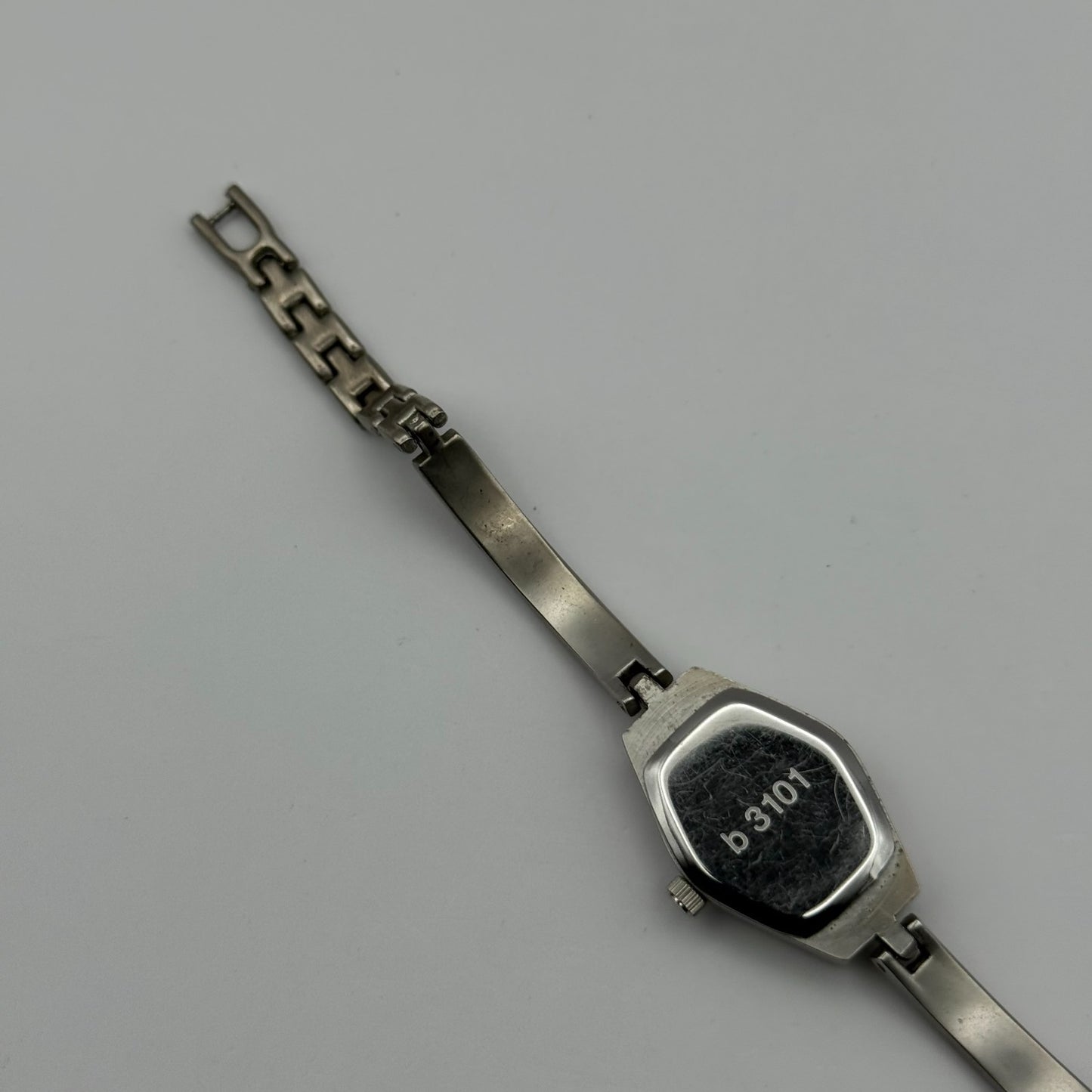 Buckingham Ladies Quartz Watch Purple Dial Silver Tone Bracelet Working 18mm