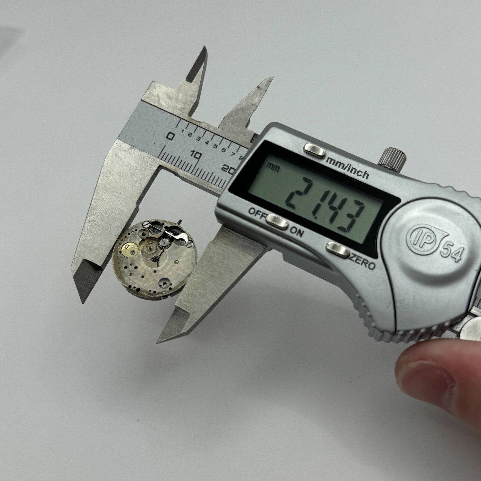 21.4mm Unidentified Interesting 15 Jewels Manual Wind Swiss Watch Movement PART