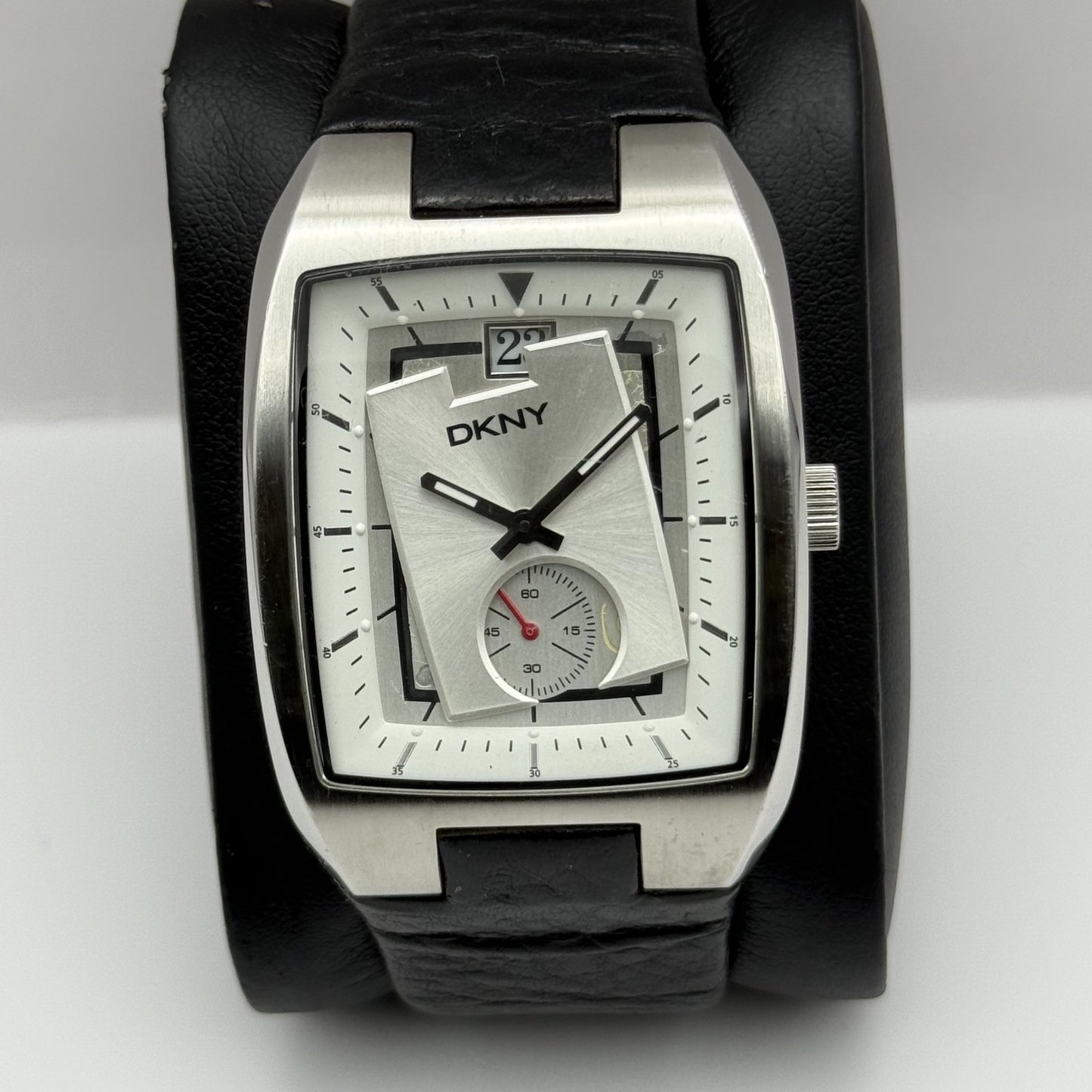 DKNY NY-1316 Quartz Watch Date Dial Black Leather Strap 34mm PARTS REPAIR