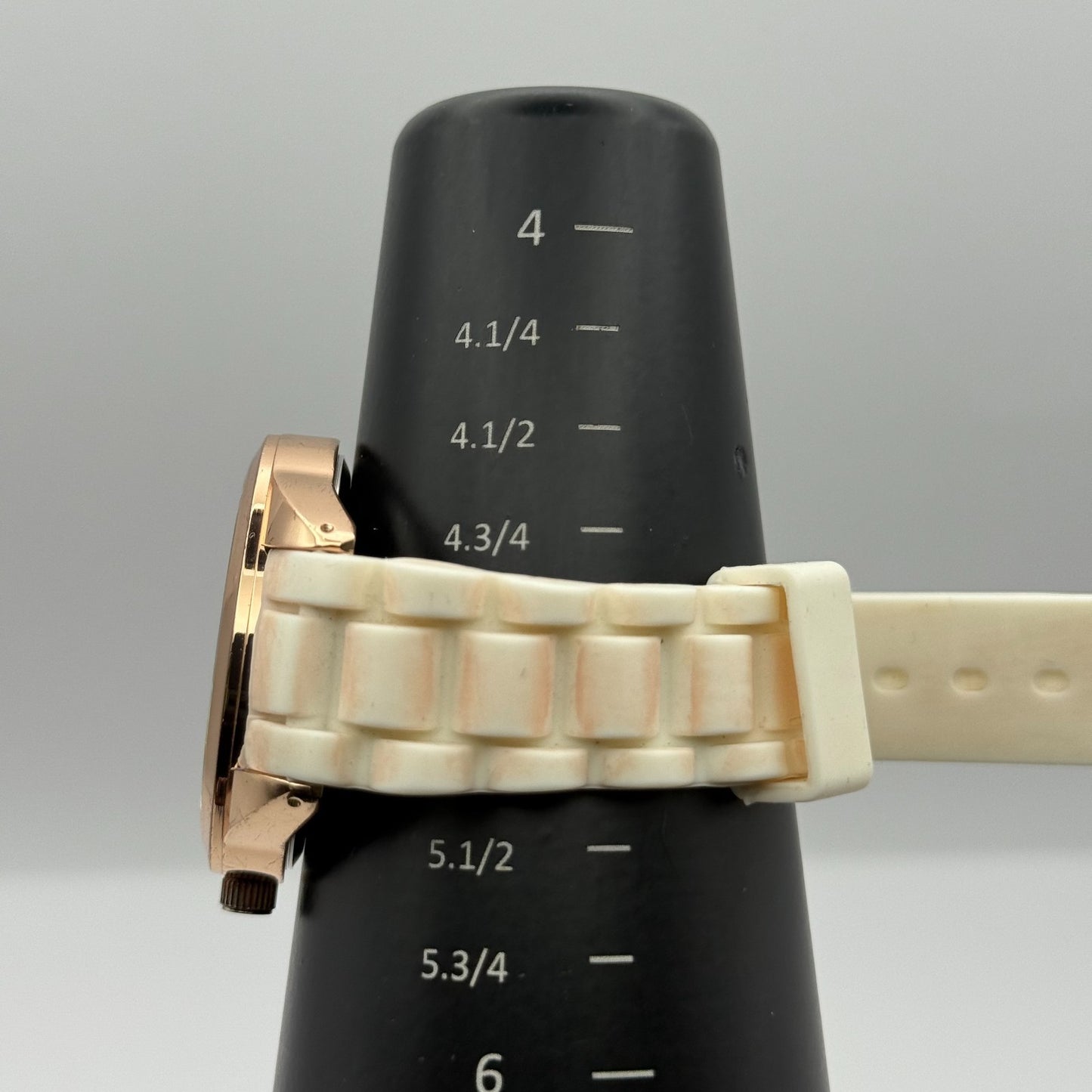 Henley Ladies Quartz Watch White Dial Rose Gold Tone Case Japan Working 40mm