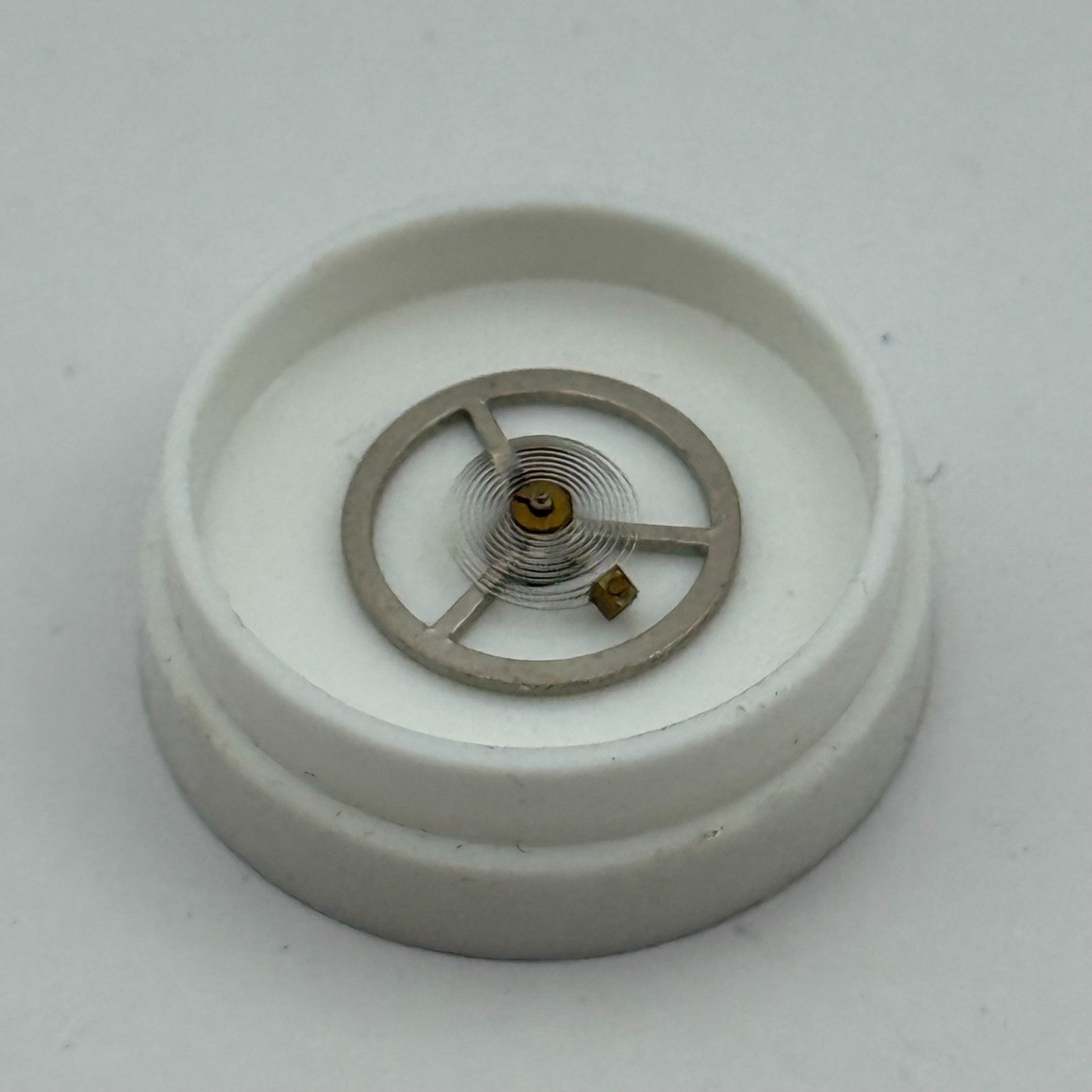 Brac 300 301 Balance Wheel Complete And Spring 1604 Watch Movement Parts NOS