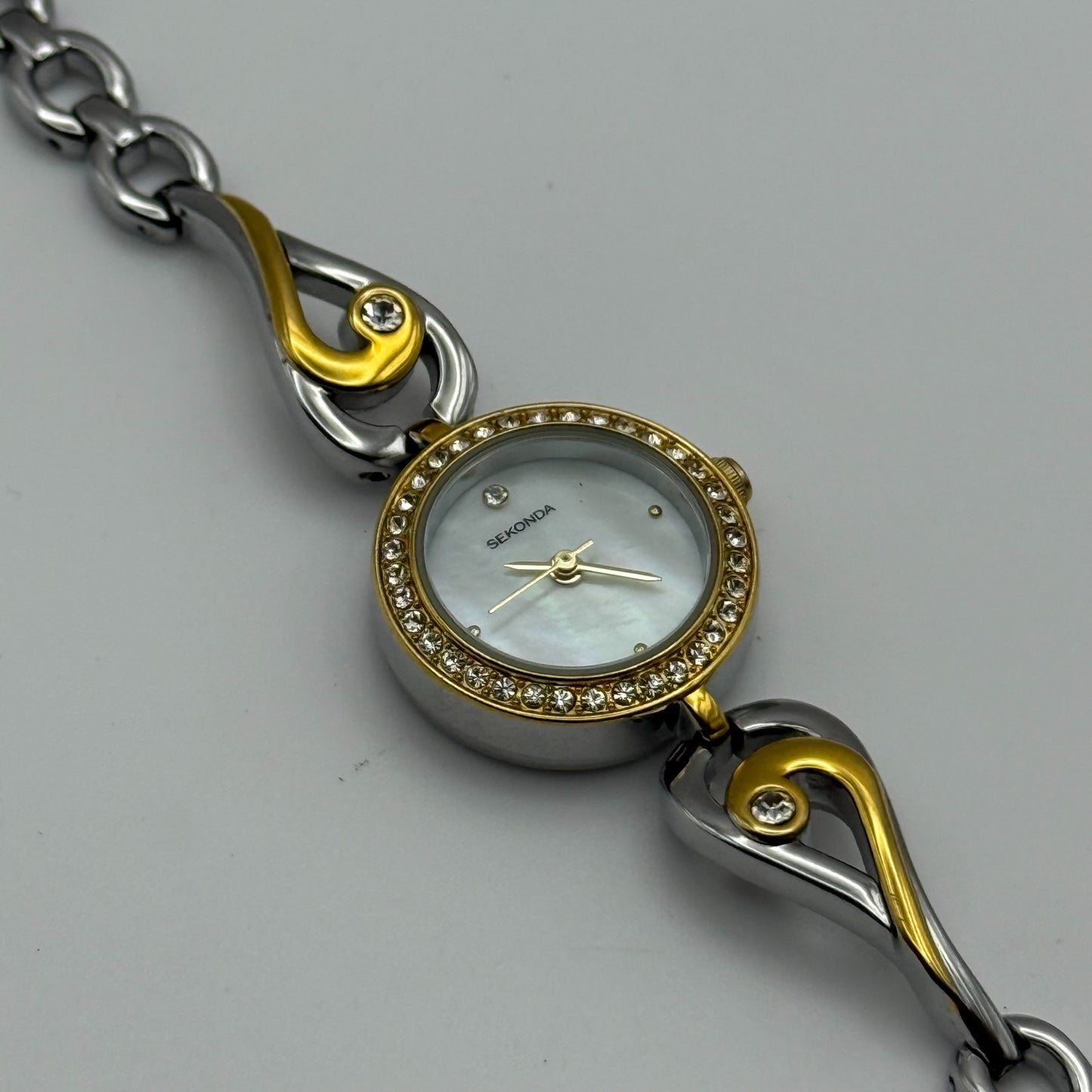 22mm Working Ladies Sekonda Two Tone Jewelled Quartz Japan Watch 6.75 Inches