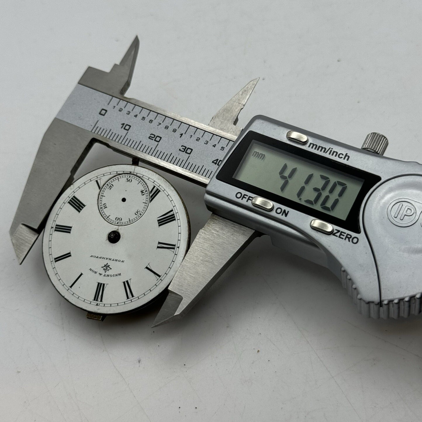 41.3mm Knight & Son Northampton Balance Ok Pocket Watch Movement FOR PARTS