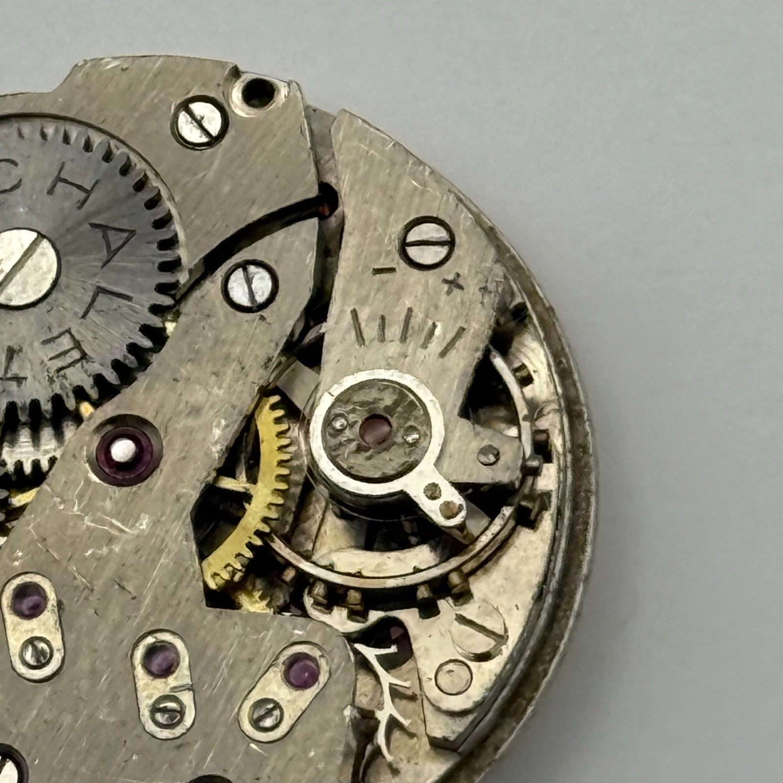 Chalet Gold 21 Jewels Watch Movement Running Manual Wind Vintage Parts 23.3mm