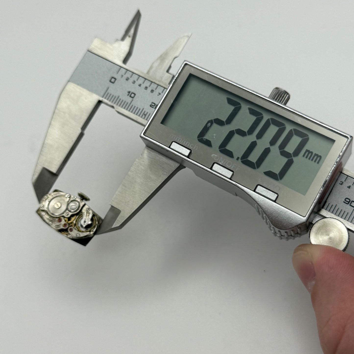 Running Vintage Zenith Tilden Thurber High Grade Oval Tank Watch Movement Manual