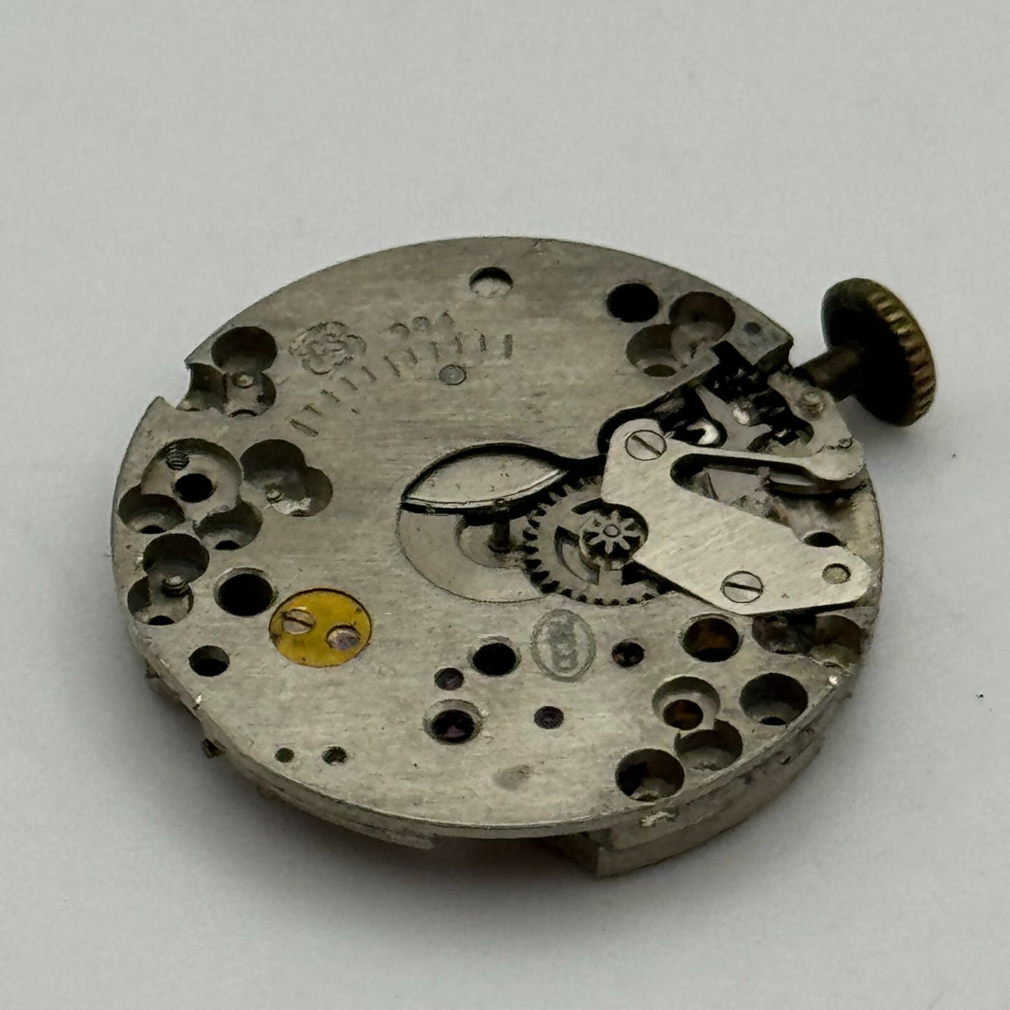 23.6mm Rotary AS 984 Manual Wind 15 Jewels Watch Movement Swiss Vintage PARTS