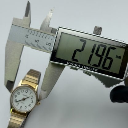 Sekonda USSR Ladies Quartz Watch White Dial Gold Tone Stretch Band Working 22mm