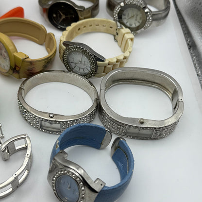 Large Bundle Of Vintage / Modern Quartz Watches Joblot UNTESTED PARTS REPAIR