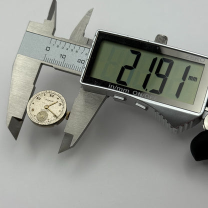 Marvin 310 Watch Movement Manual Wind Vintage Swiss 15 Jewels Parts 19.6mm