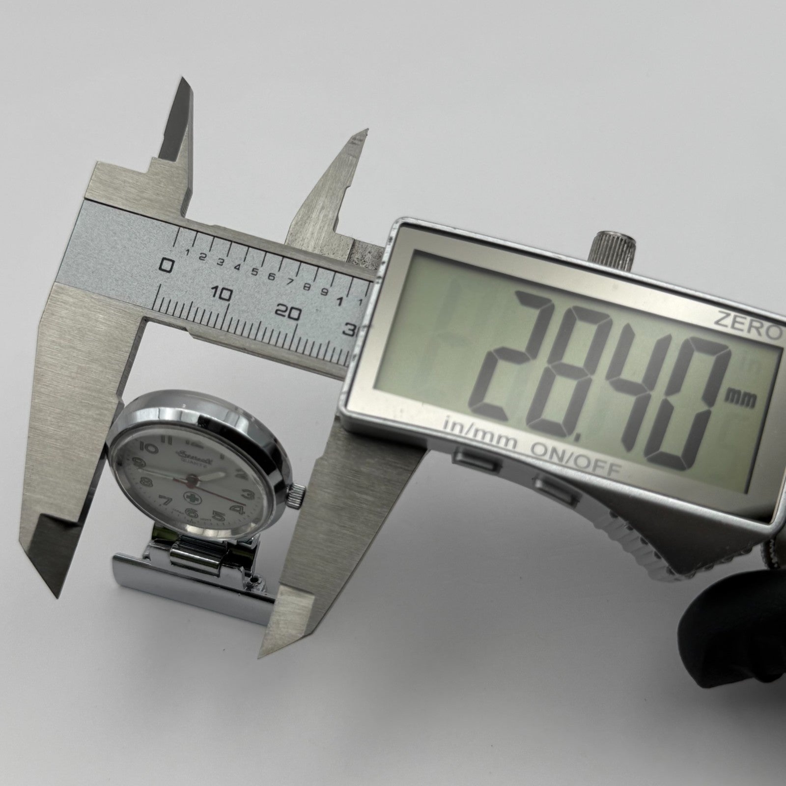 Ingersoll Nurses Fob Quartz Watch White Dial Silver Tone Japan Working 26mm