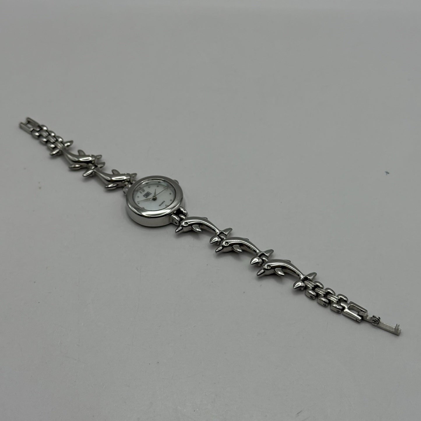 22mm Working Ladies Carvel Dolphin Stainless Steel Quartz Watch 5.75 Inches