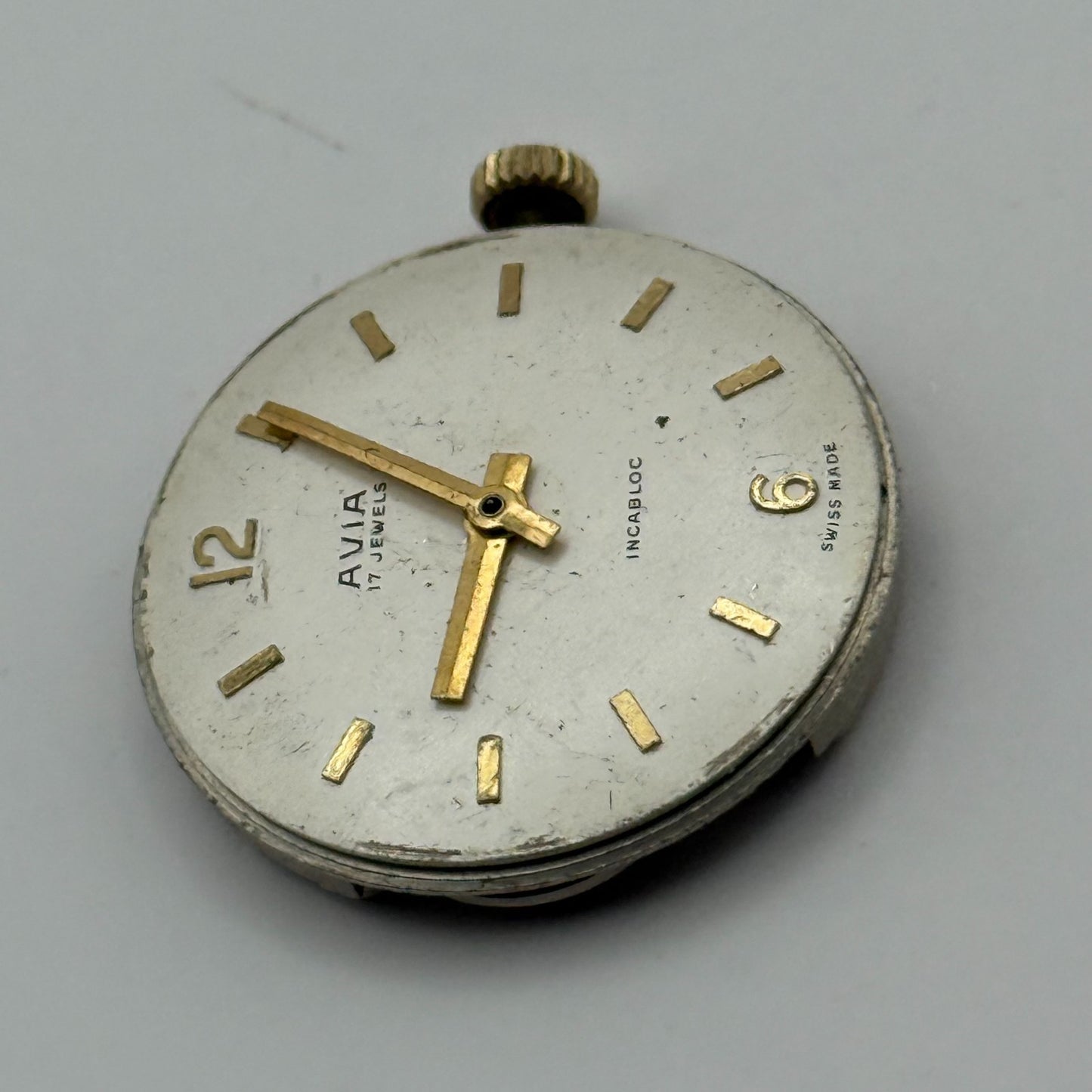 FHF ST 96 Watch Movement Avia Manual Wind Vintage Swiss Parts Repair 25.9mm