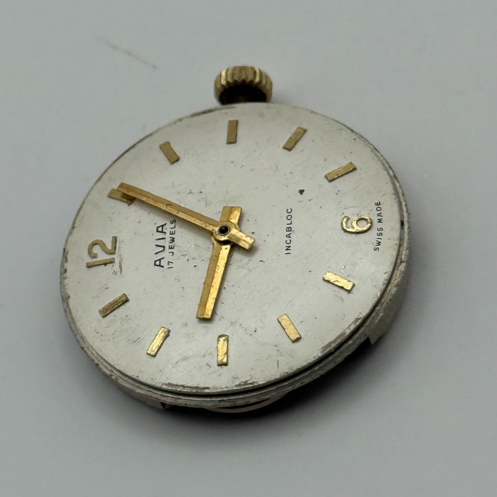 FHF ST 96 Watch Movement Avia Manual Wind Vintage Swiss Parts Repair 25.9mm