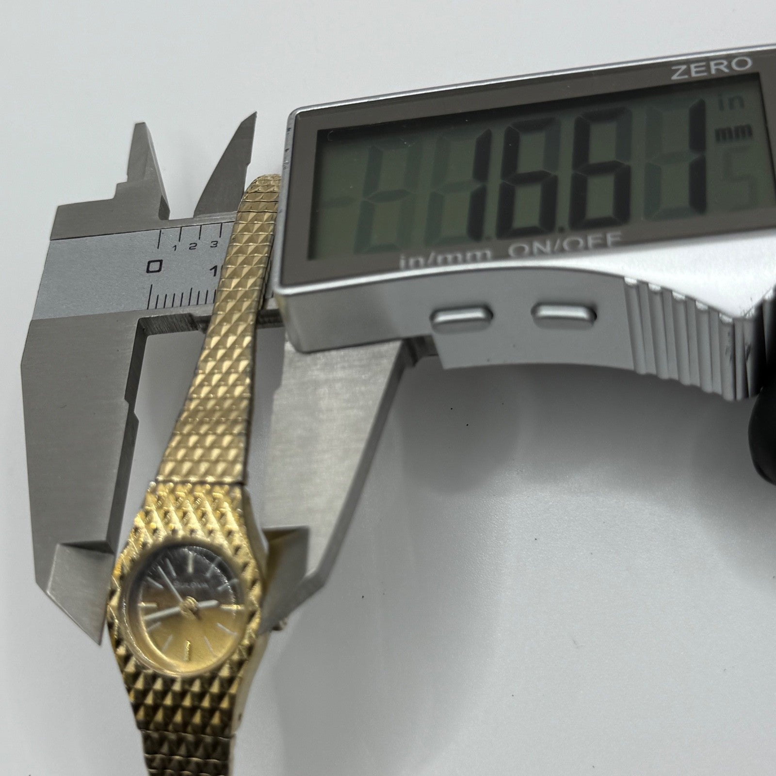 16mm Vintage Bulova Ladies Gold Plated Swiss Manual Wind Watch PARTS / REPAIR