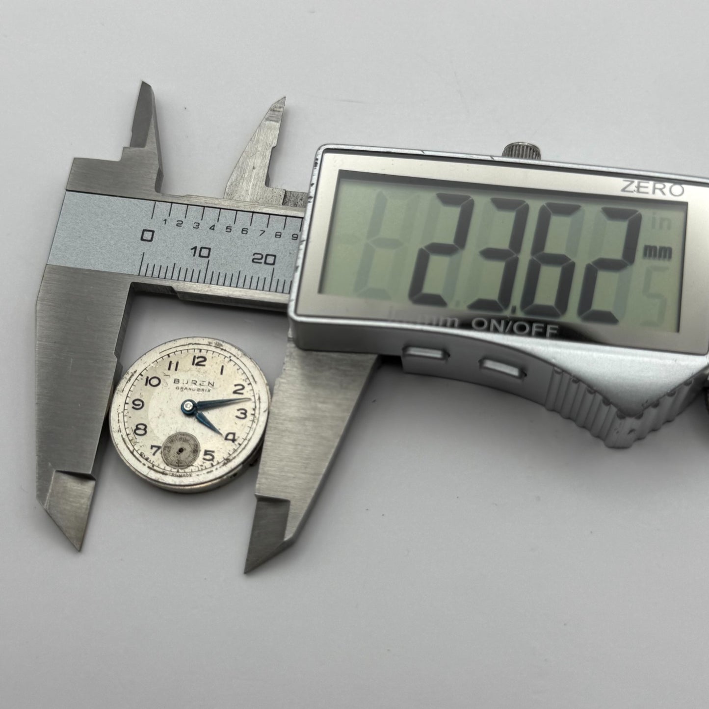 Buren 410 Grand Prix Watch Movement Manual Wind Vintage Parts Repair 23.6mm