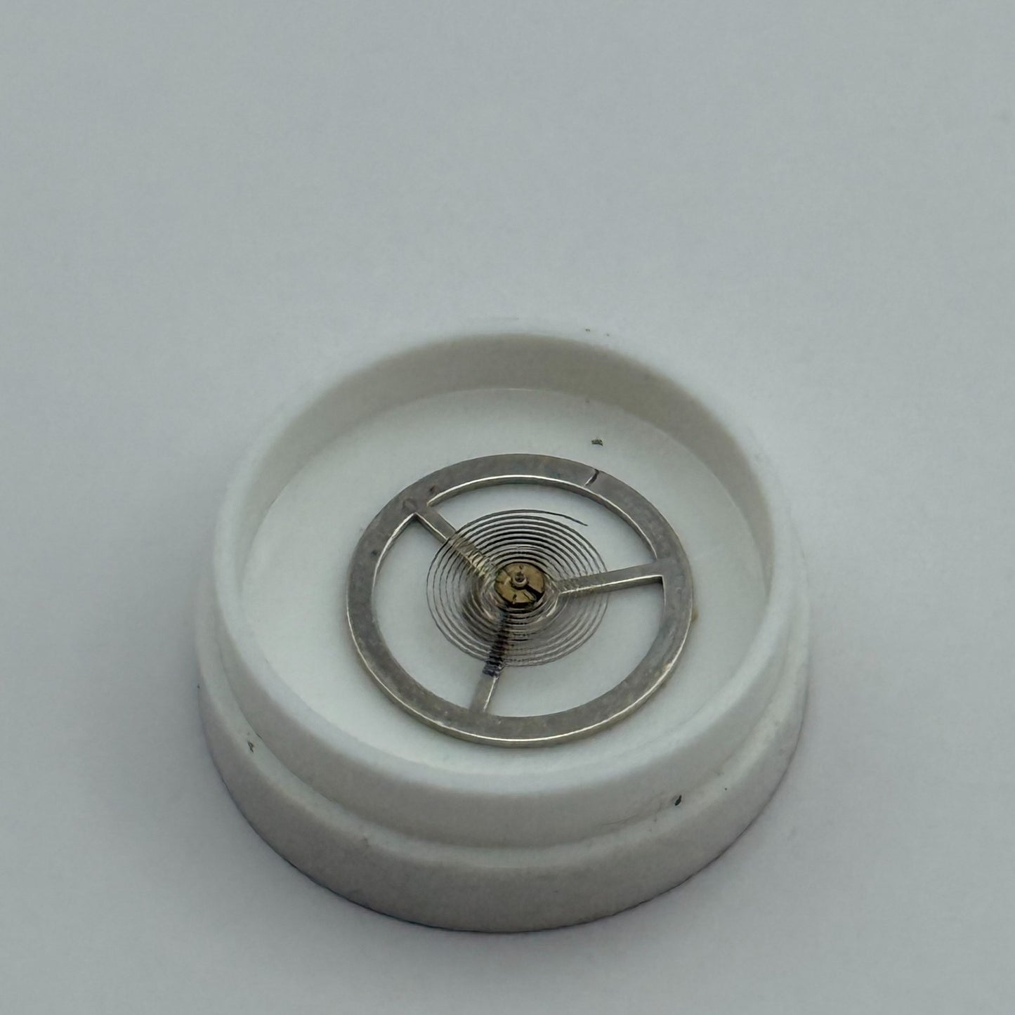 Brac 500Balance Wheel Complete And Spring a dgt. 1635 Watch Movement Parts NOS