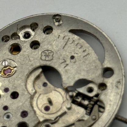 FHF 71 Watch Movement Manual Wind Vintage Swiss Incomplete Parts Repair 25.9mm