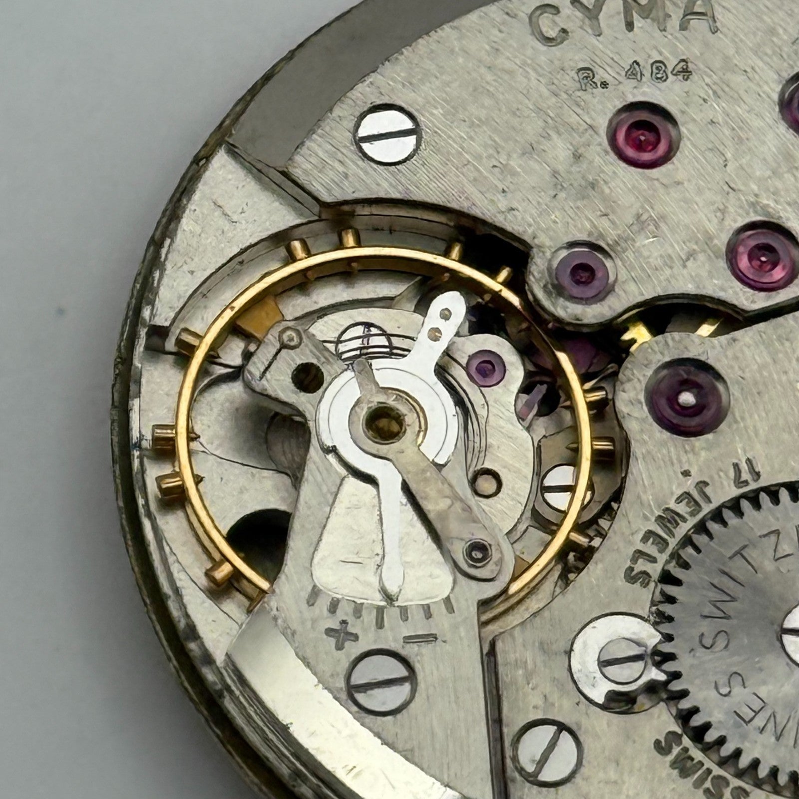 Cyma R. 484 Watch Movement Manual Wind Vintage Swiss 17 Jewels Parts 28.2mm