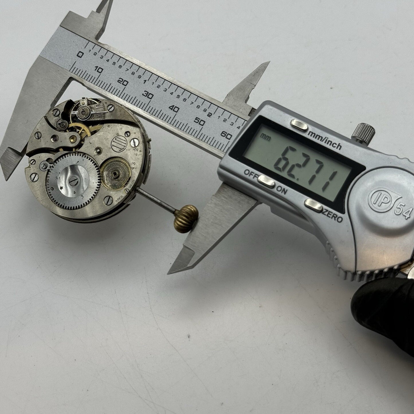 41.3mm Manual Wind UIT Top Wind Pocket Watch Movement Balance Damaged FOR PARTS