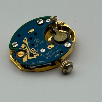 ETA 978.002 Quartz Watch Movement Incomplete Swiss Ladies Vintage Parts Repair