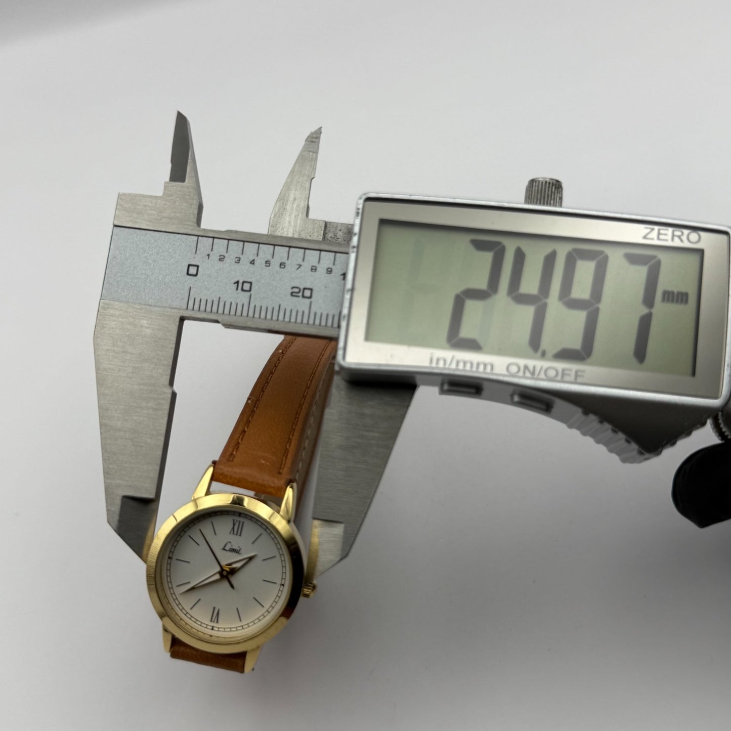 Limit Ladies Quartz Watch White Dial Gold Tone Case Brown Strap Working 25mm