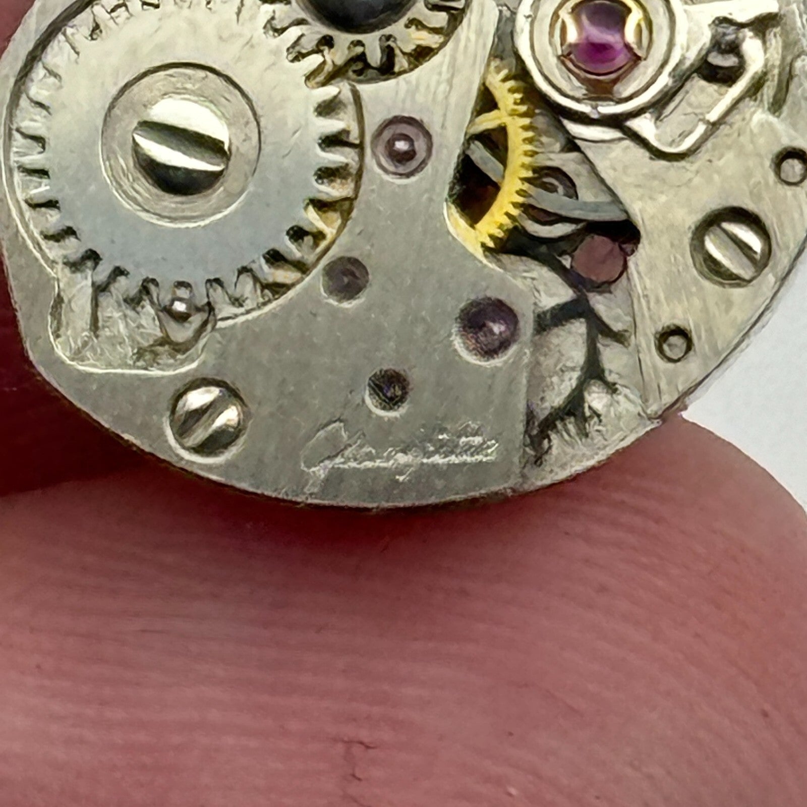 12.9mm Ladies Glashutte GUB 09-20 Manual Wind Watch Movement Swiss Vintage PARTS