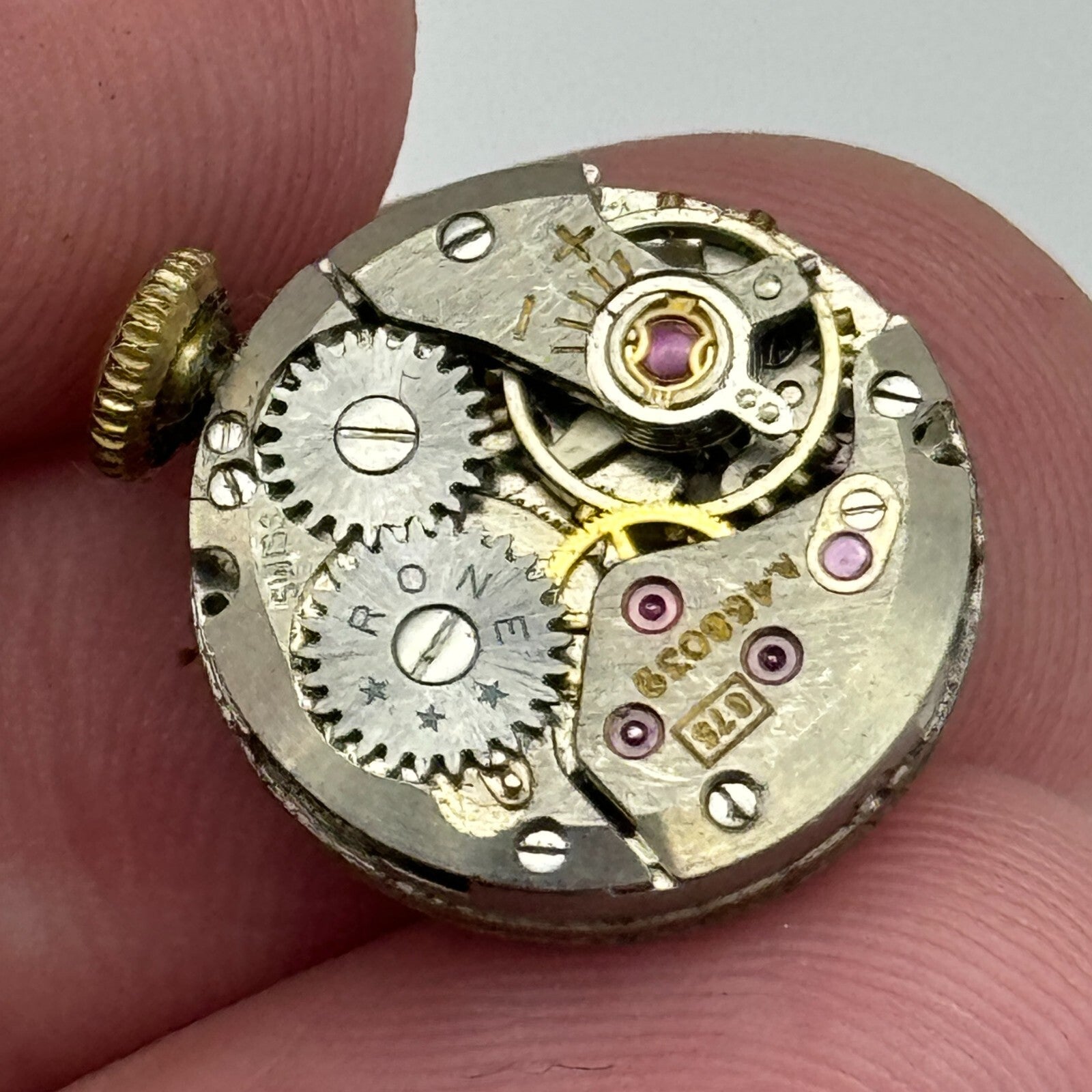 15.5mm Ladies Rone 675 ETA 2410 Manual Wind Watch Movement Swiss Vintage PARTS