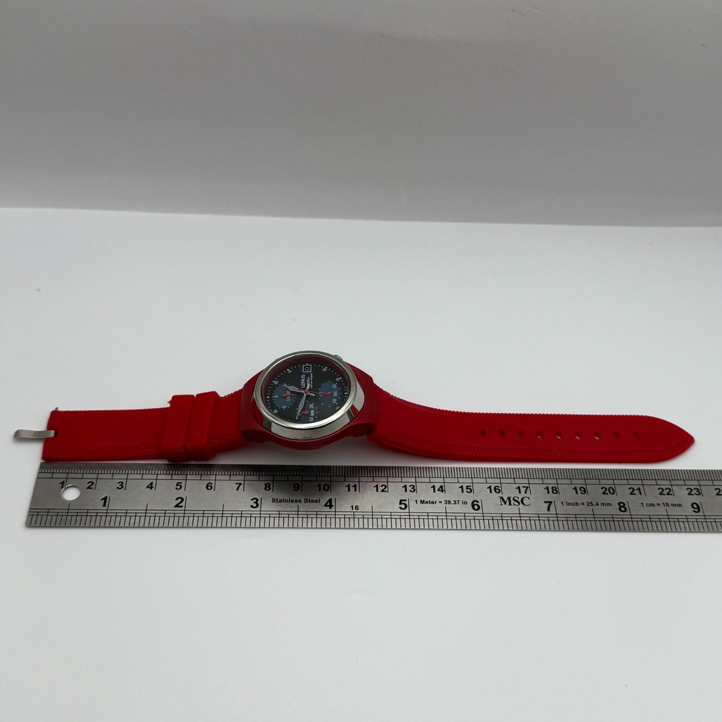 Lorus Men's Plastic Chronograph Quartz Watch v657-0020 Red 39mm Runs To Repair