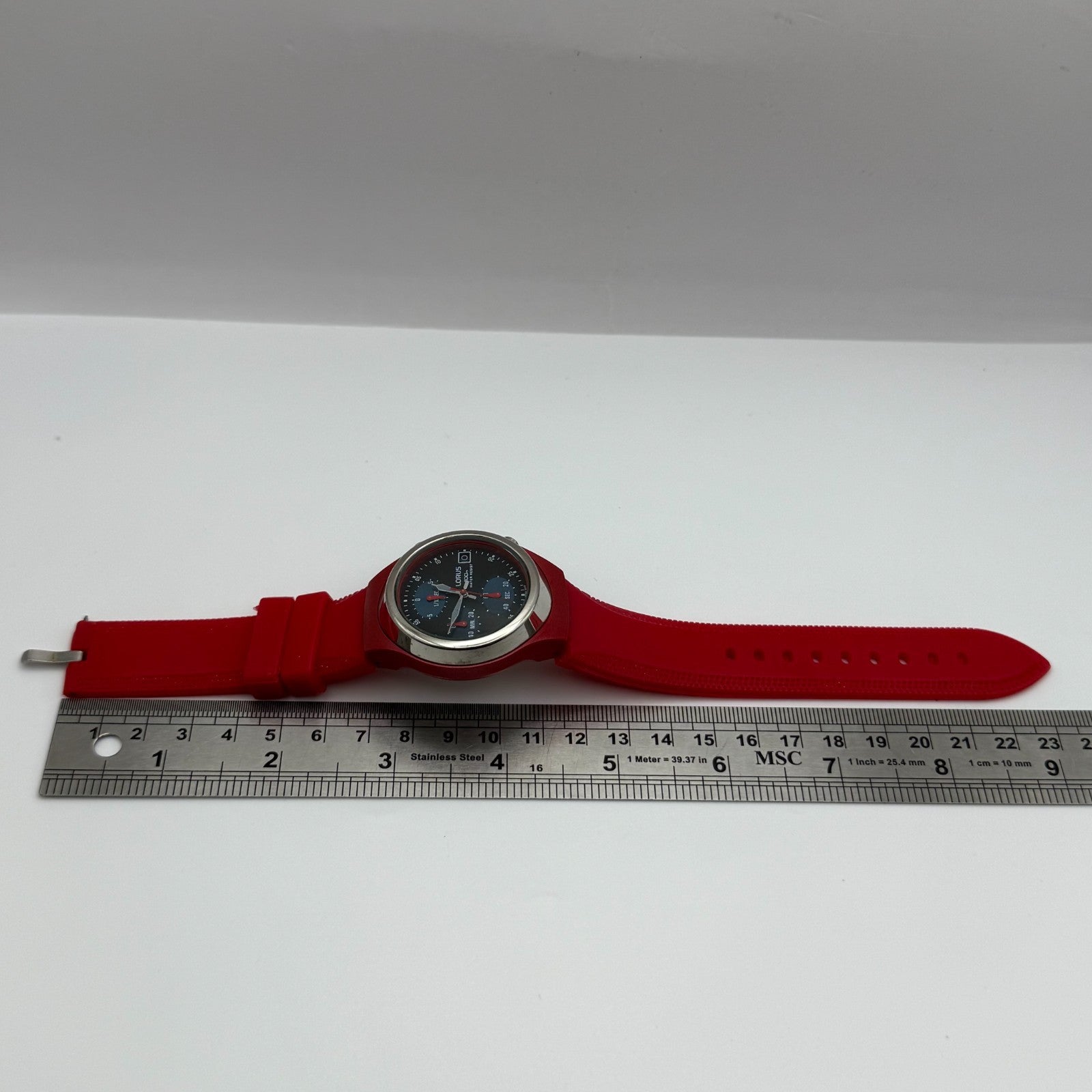 Lorus Men's Plastic Chronograph Quartz Watch v657-0020 Red 39mm Runs To Repair