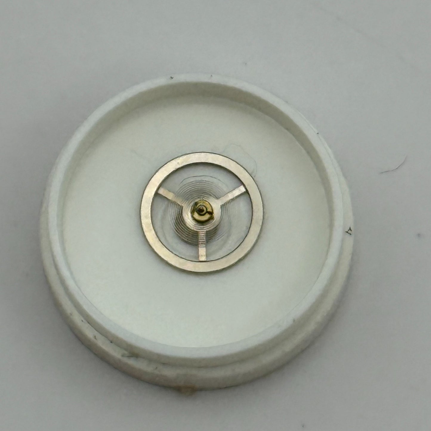 EB 8320 8321 8330 Balance Wheel Complete And Spring 6¾’’’ 1596 M Watch Movement