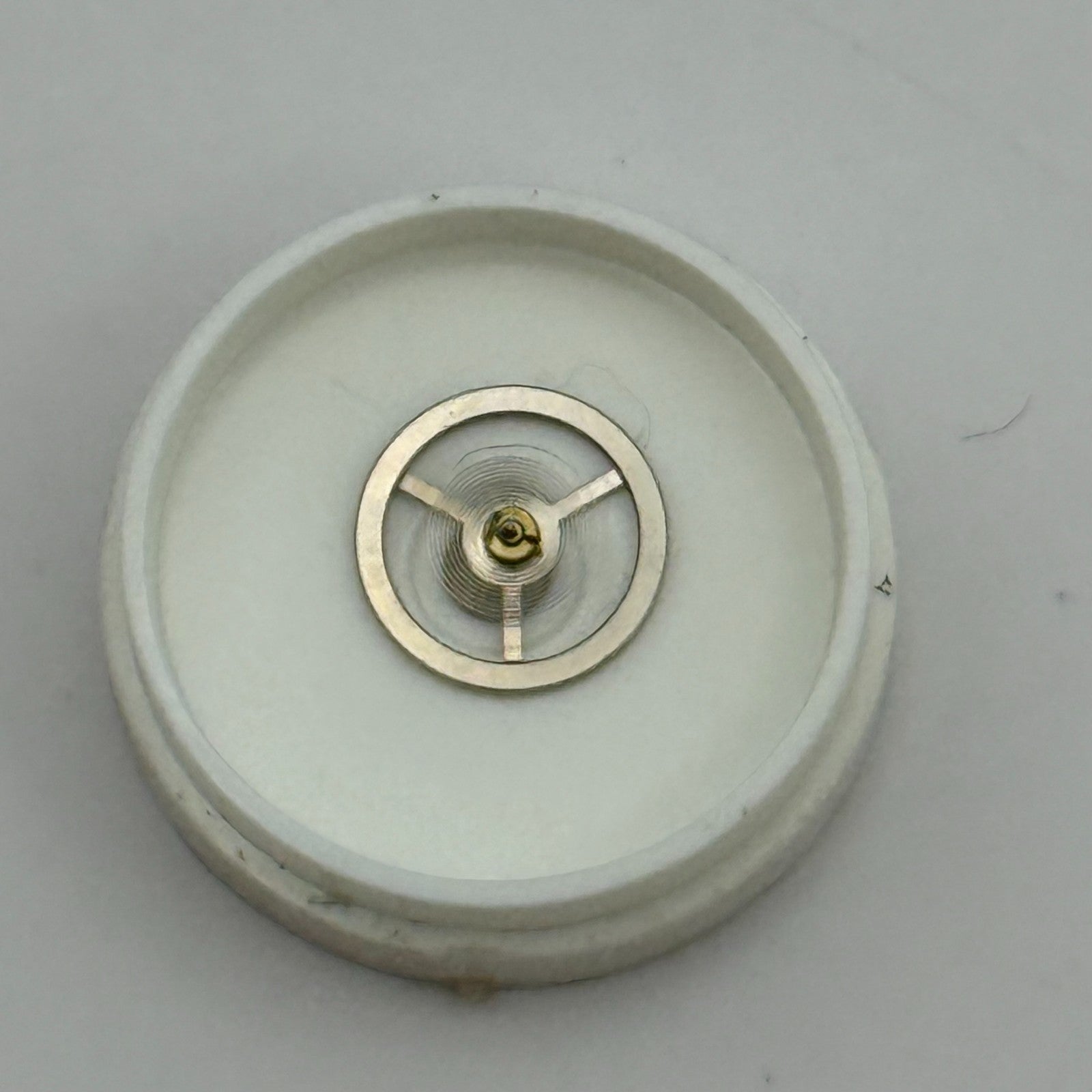 EB 8320 8321 8330 Balance Wheel Complete And Spring 6¾’’’ 1596 M Watch Movement