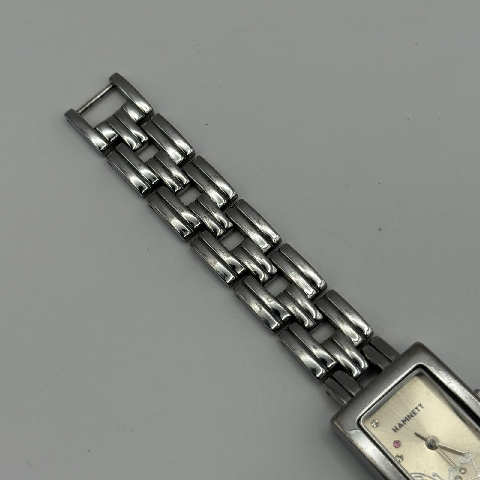 Hamnett Ladies Quartz Watch Butterfly Dial Silver Tone Bracelet Working 19mm
