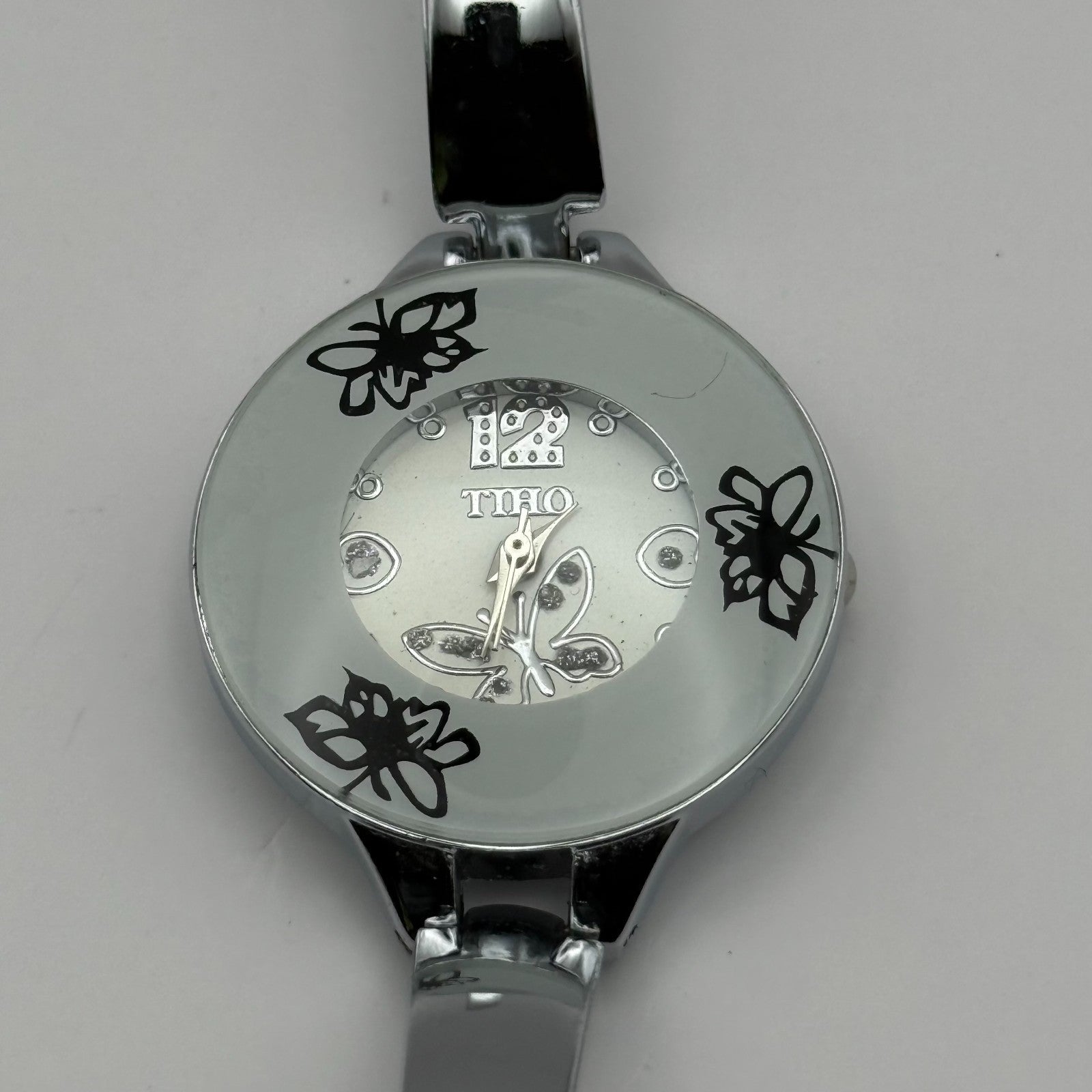 Tiho Ladies Quartz Watch Butterfly Design Dial Silver Tone Bracelet Working 30mm