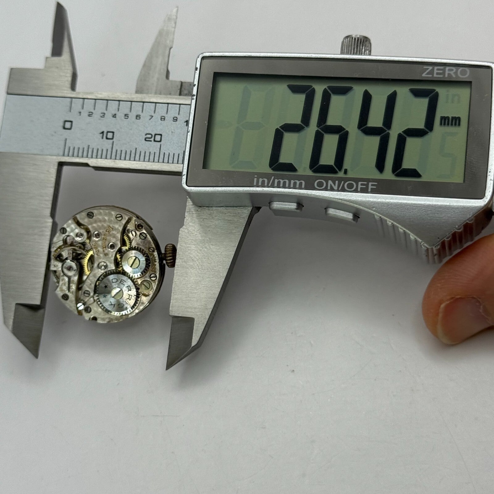 23.5mm Vintage Derrick 15 Jewels Trench Cal 34 Manual Wind Watch Movement PARTS