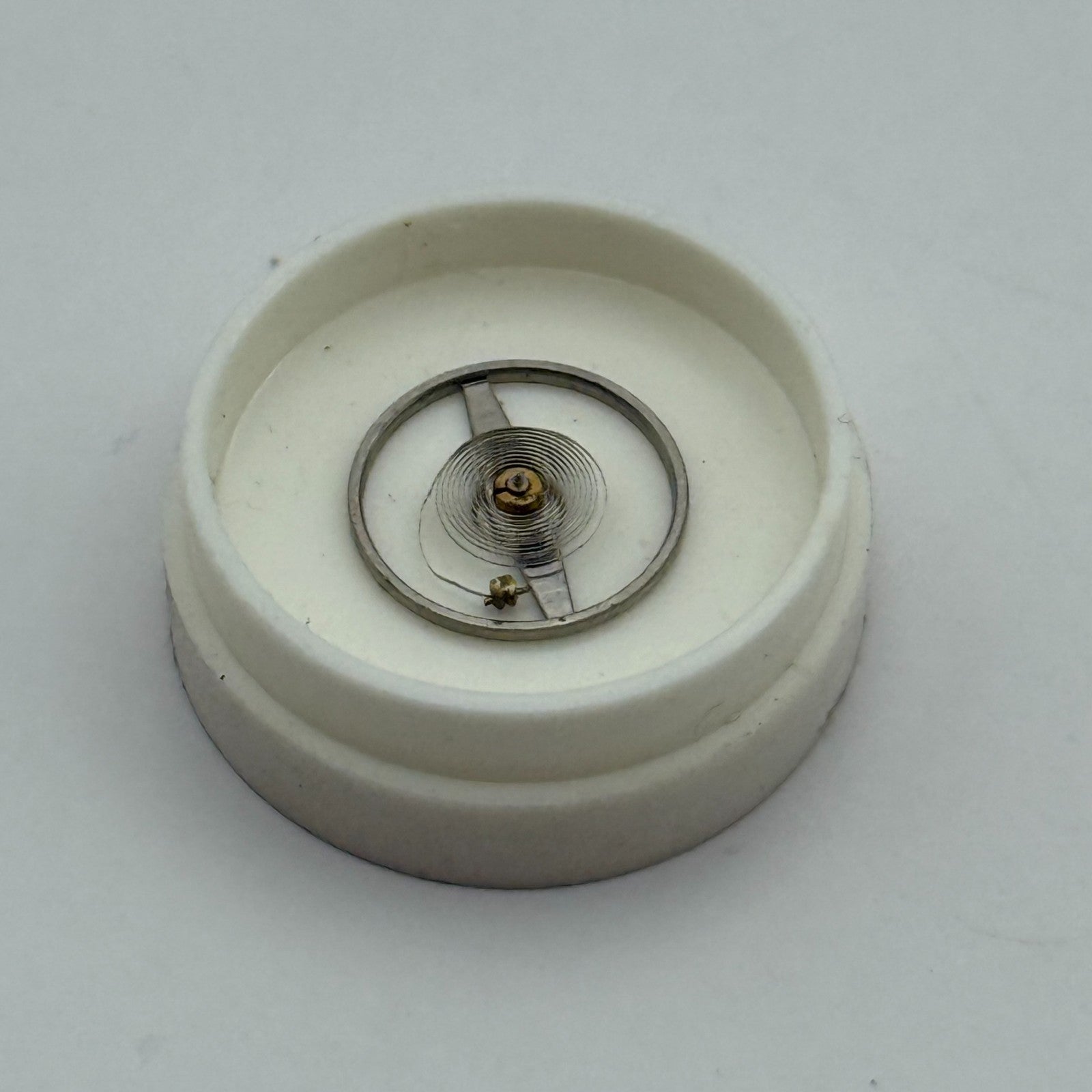 Oris 585 Balance Wheel Complete And Spring 198 M Ord + Kif Watch Movement Parts